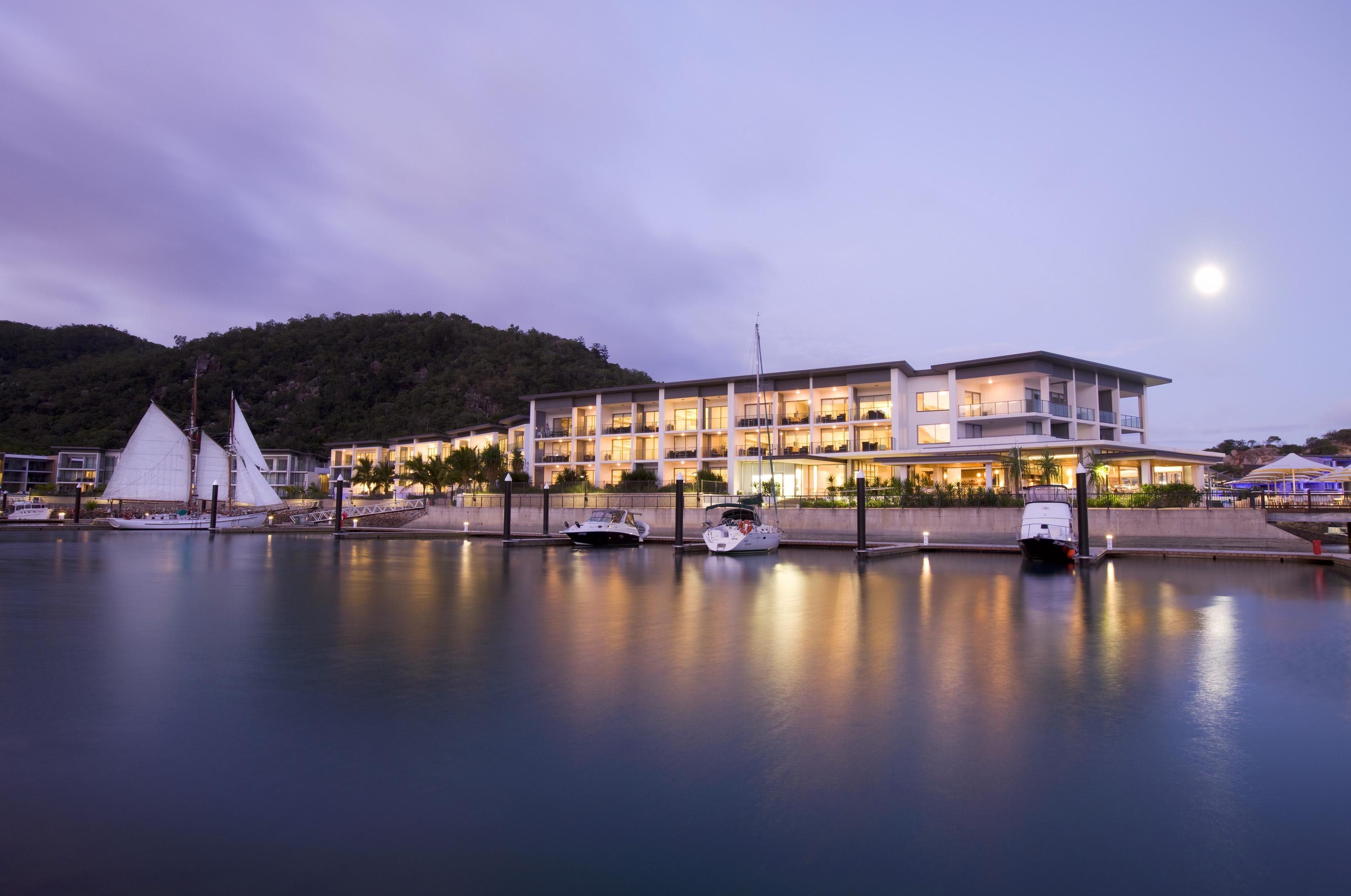 Peppers Blue On Blue Otel Nelly Bay Dış mekan fotoğraf The Pearl Resort at Hamilton Island